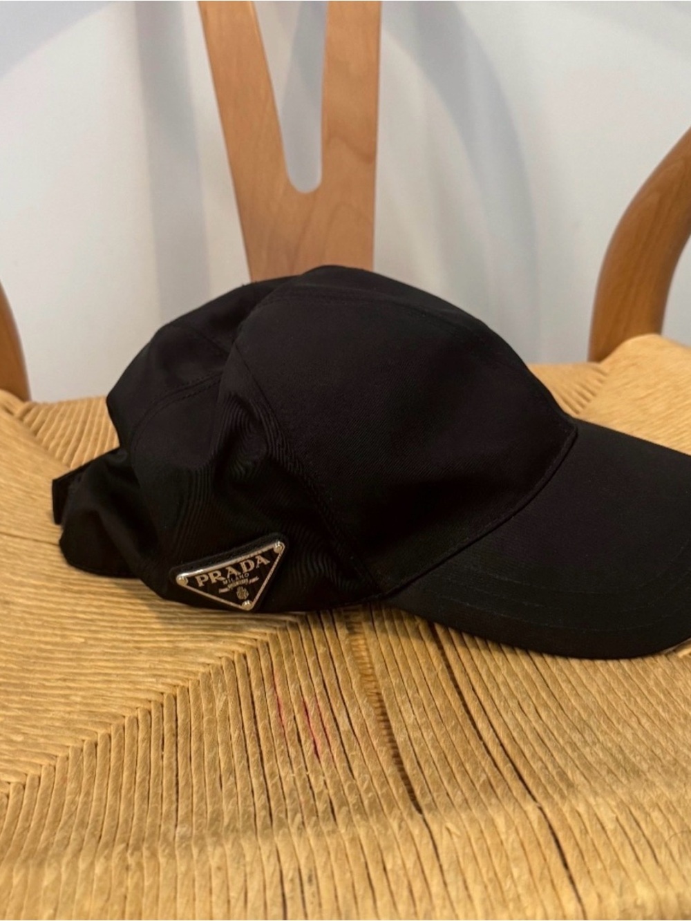 Prada cap - Picture 2 of 6